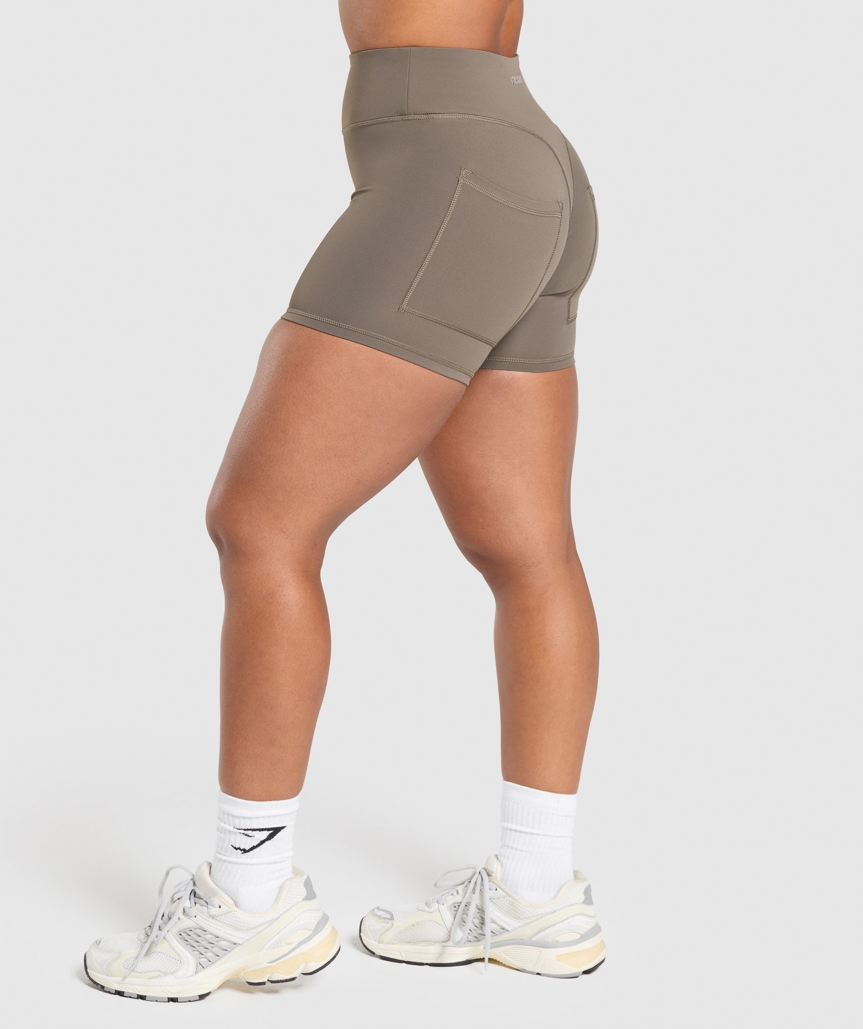 Superset Pocket Shorts - Image 3