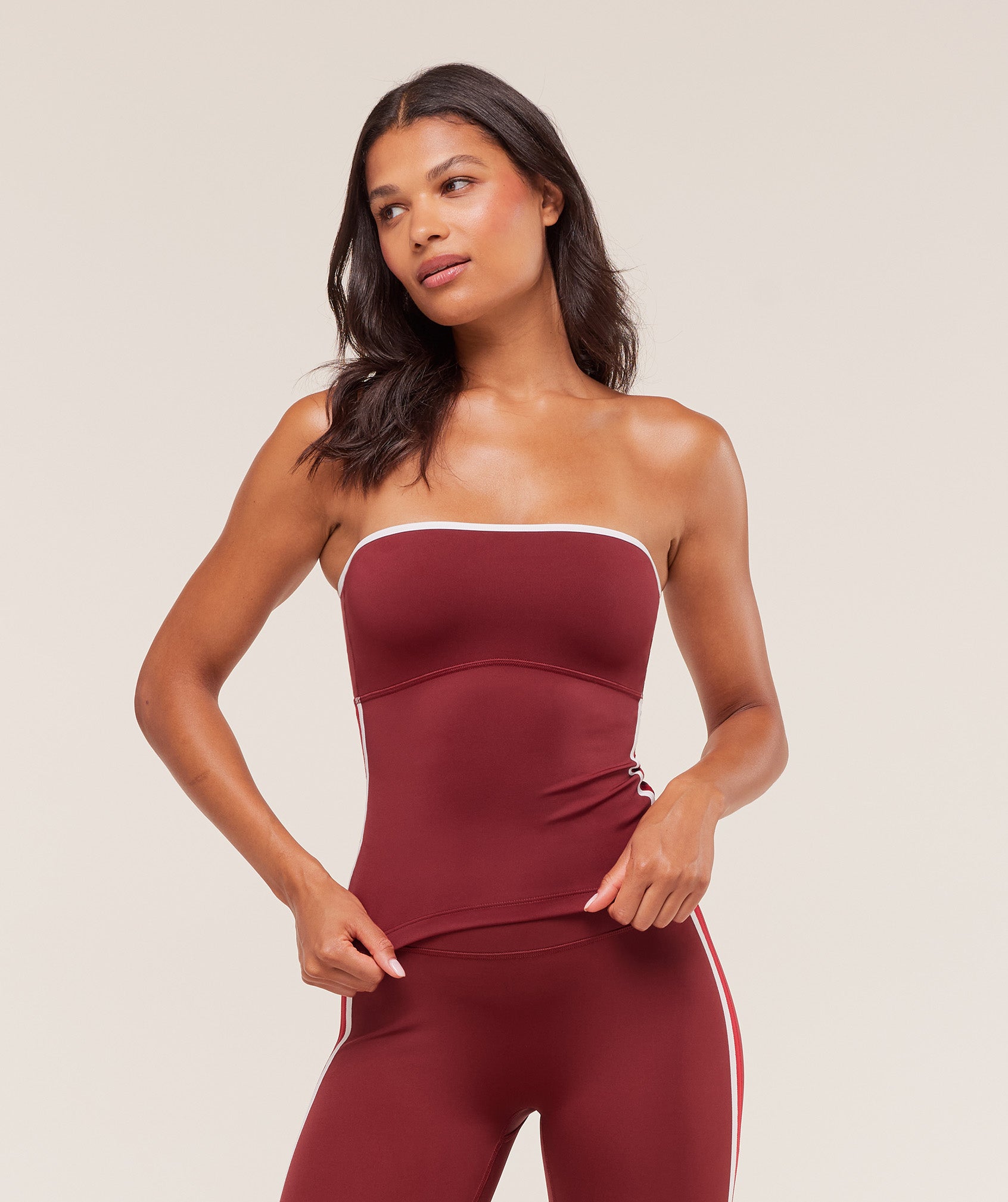 Sets Red/Carmine Red/Soft White