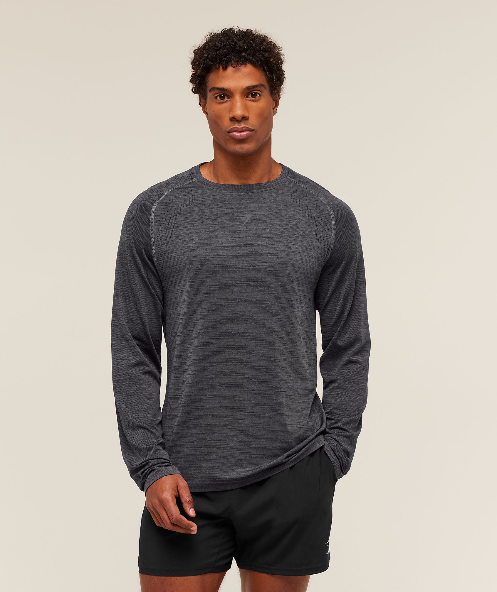 Versatile Seamless Long Sleeve T-Shirt - Image 4