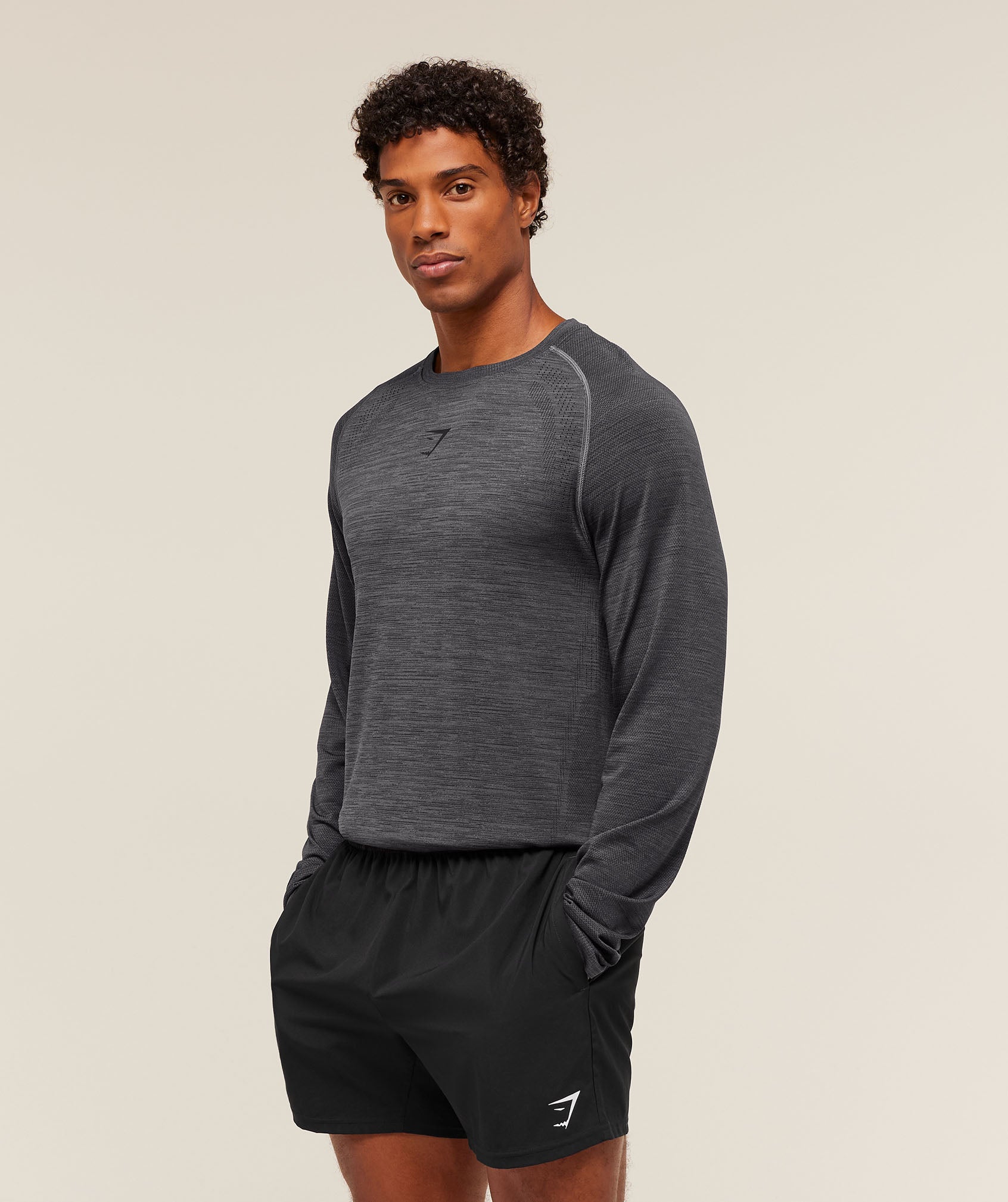 Versatile Seamless Long Sleeve T-Shirt - Image 3