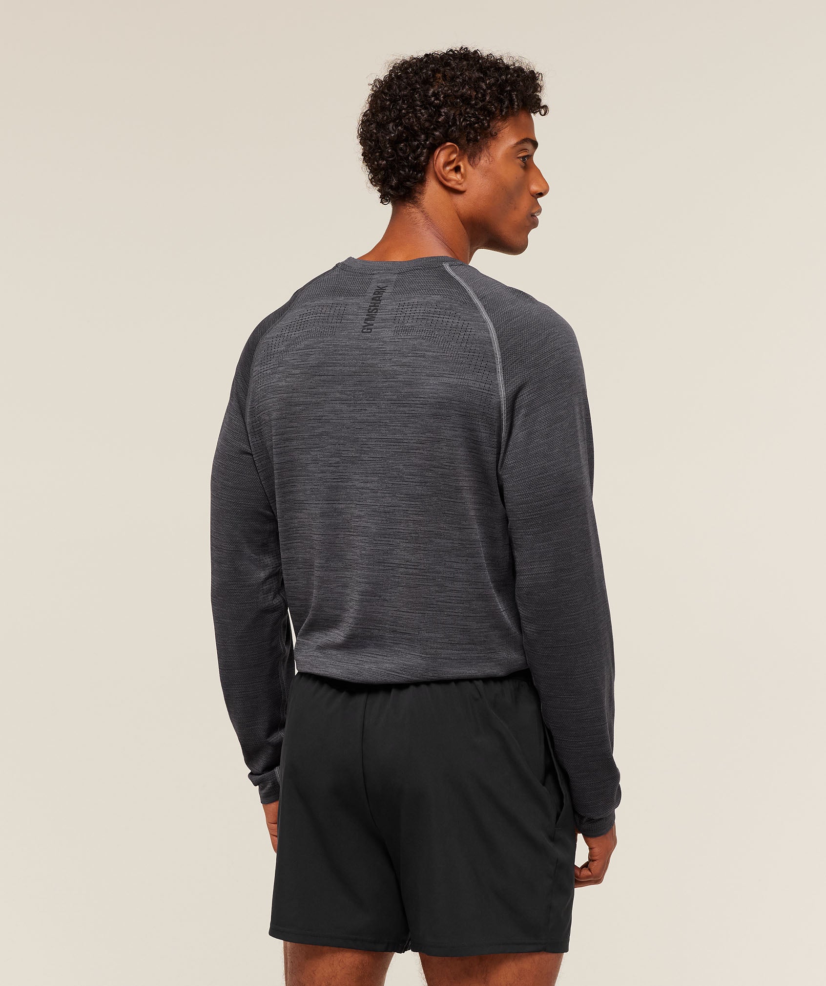 Versatile Seamless Long Sleeve T-Shirt - Image 2