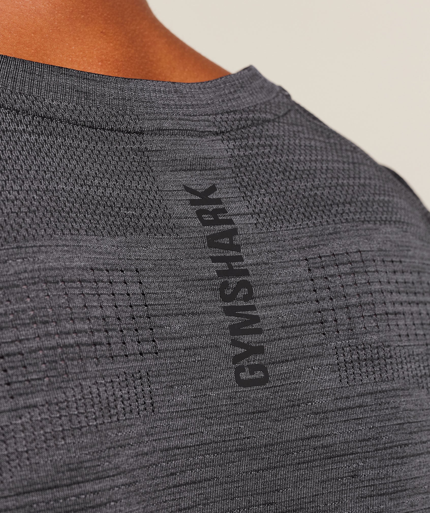 Versatile Seamless Long Sleeve T-Shirt - Image 6