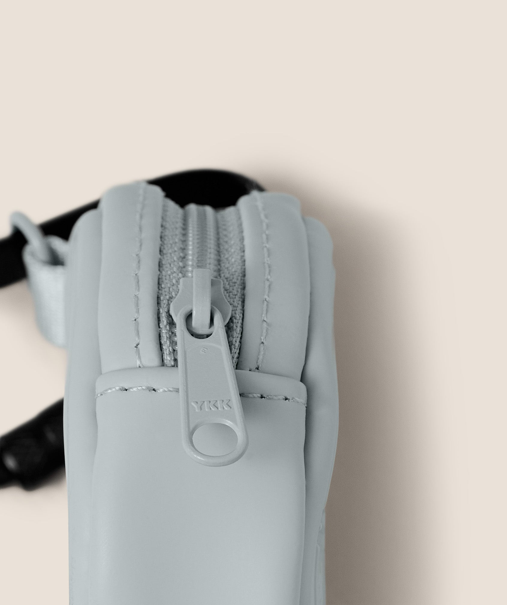 Weight Plate Zip Coin Pouch - Image 3